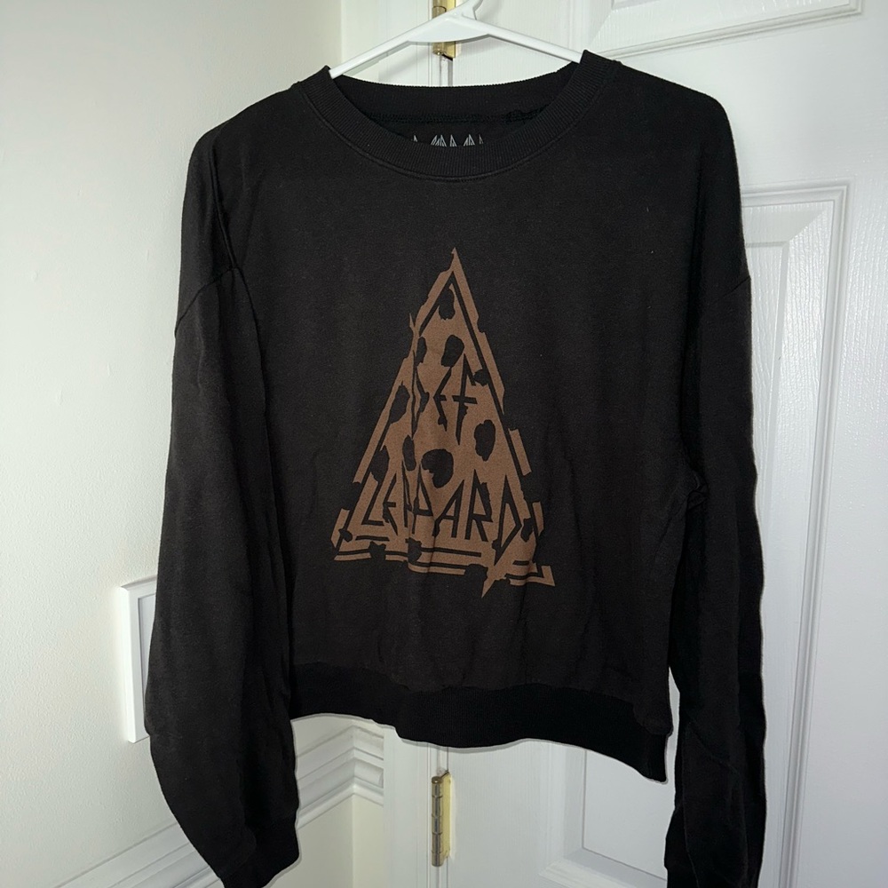 SOLD | Def Leppard crewneck